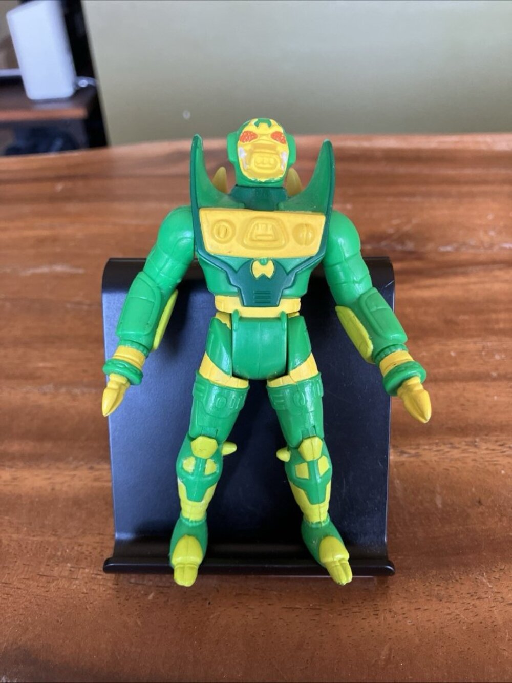 Vintage Kenner DC Super Powers Mantis Action Figure